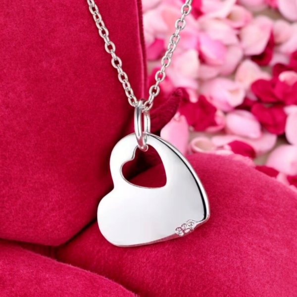 Collar con Dije de Corazón - Image 2